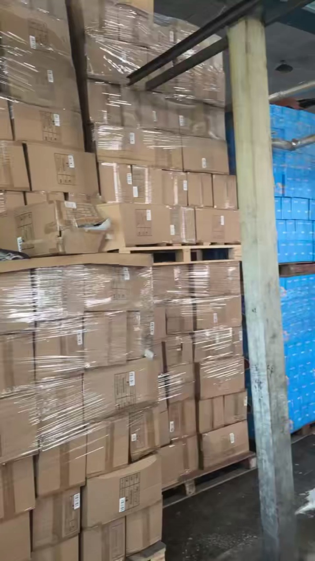 网红口罩10万个  