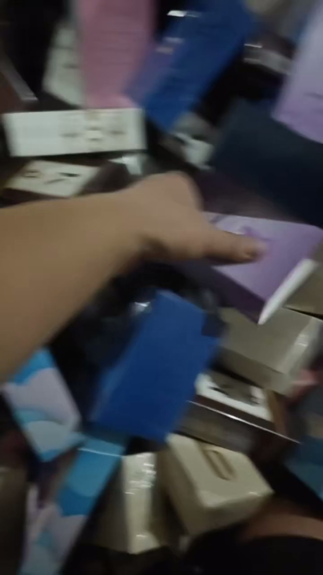 100毫升混款香水2
