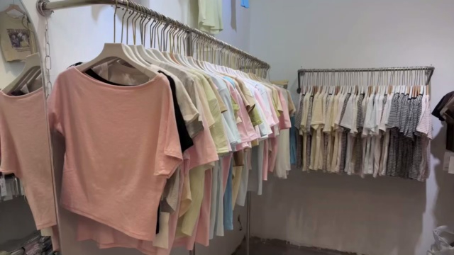 金牛之心女装店，处理