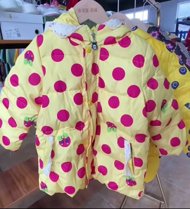儿童羽绒服​9.9一