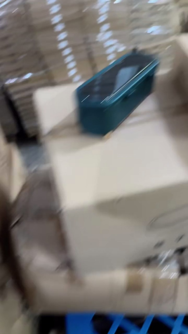 塑料制品到货4吨多，