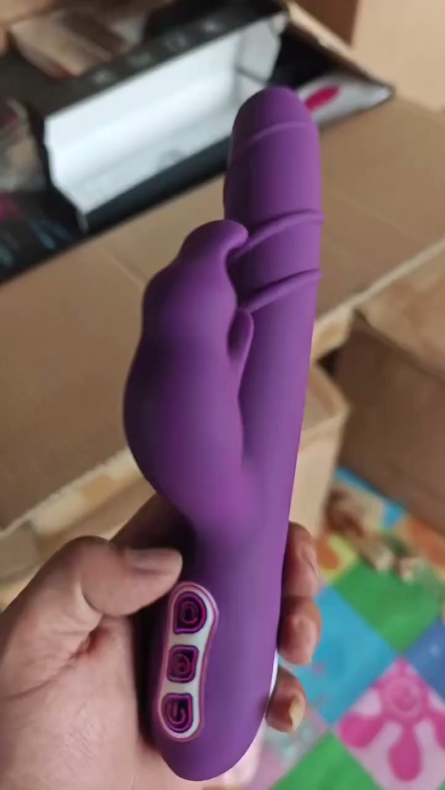 情趣用品1.8吨，电