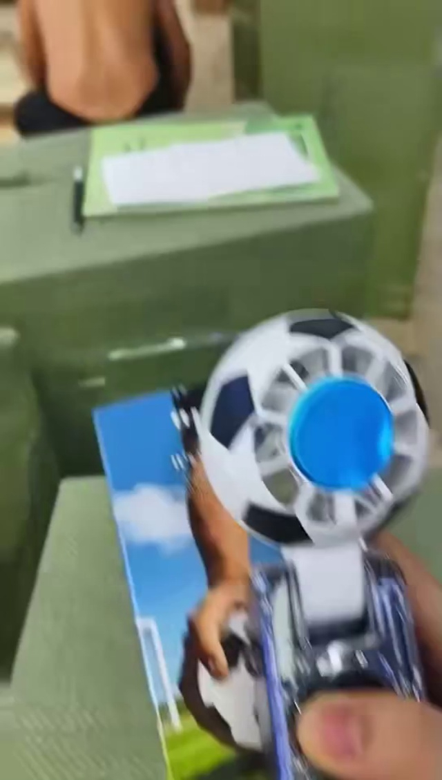 足球款制冰风扇出货​