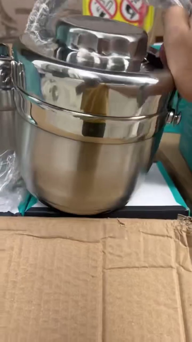 1.6升真空提锅饭盒