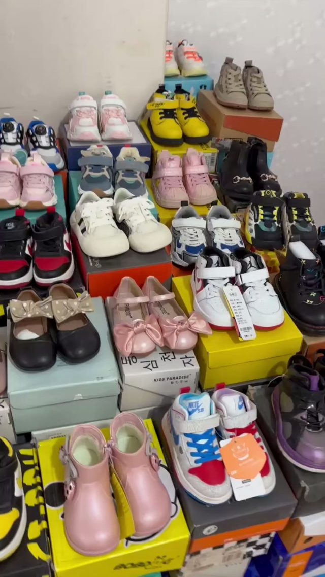 小童儿童品牌童鞋合集