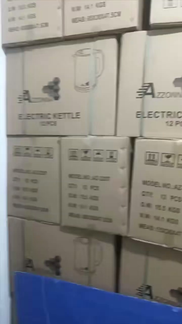 深夜到货，烧水壶六百