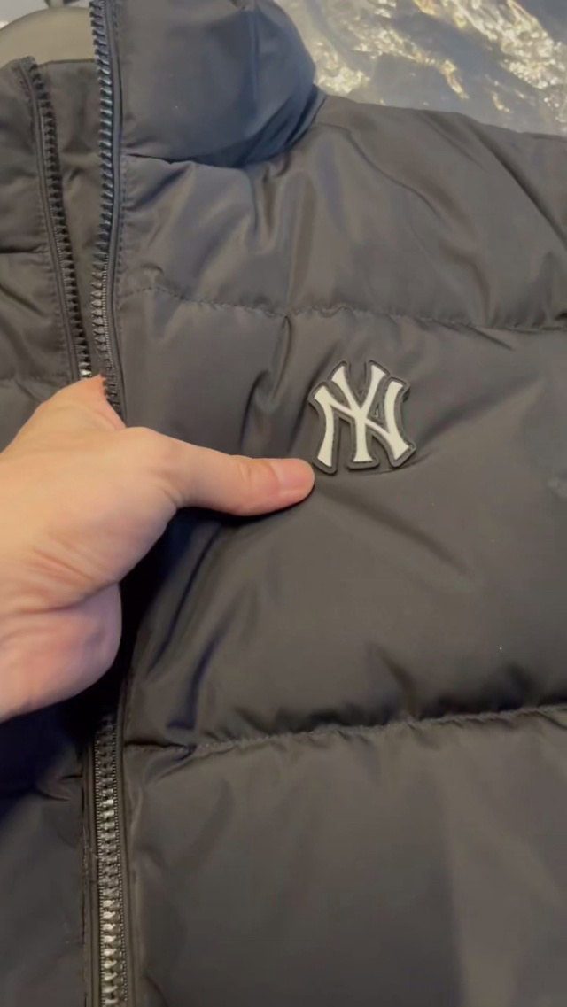 Mlb羽绒可配货多少