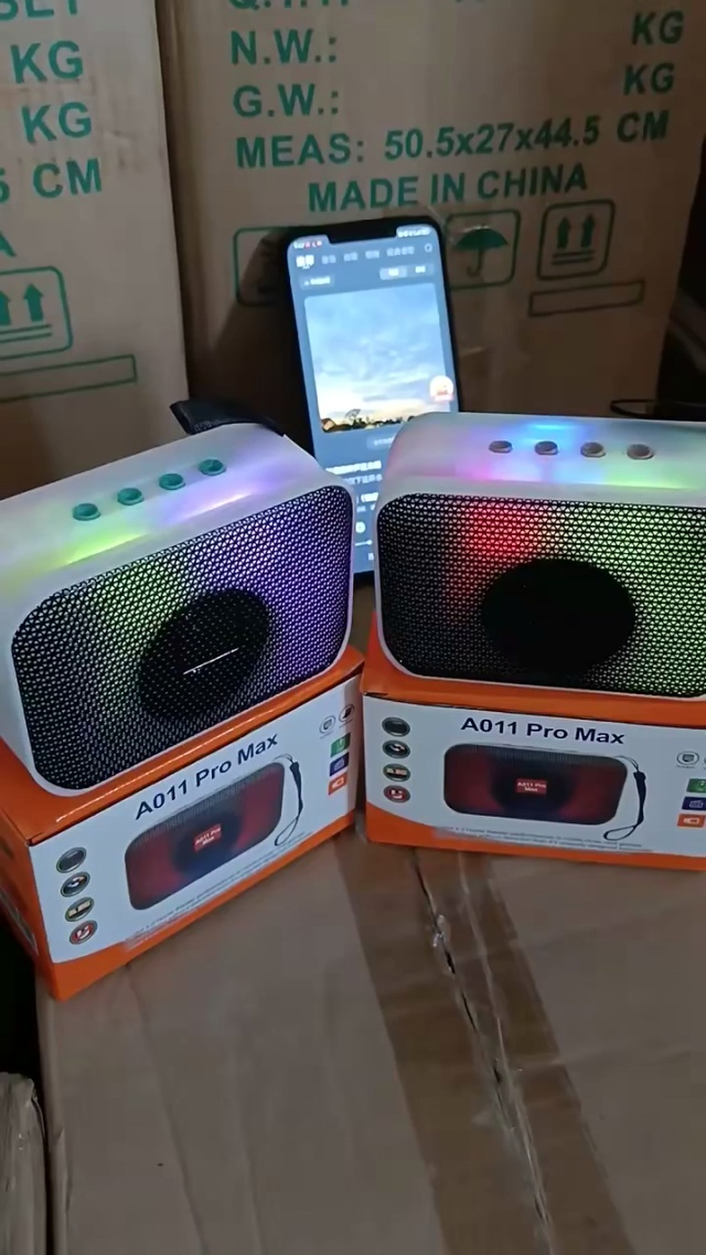 炫彩蓝牙音箱3万台，