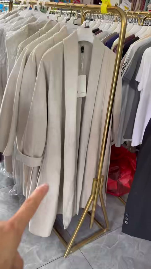 女士羊毛大衣和呢子大