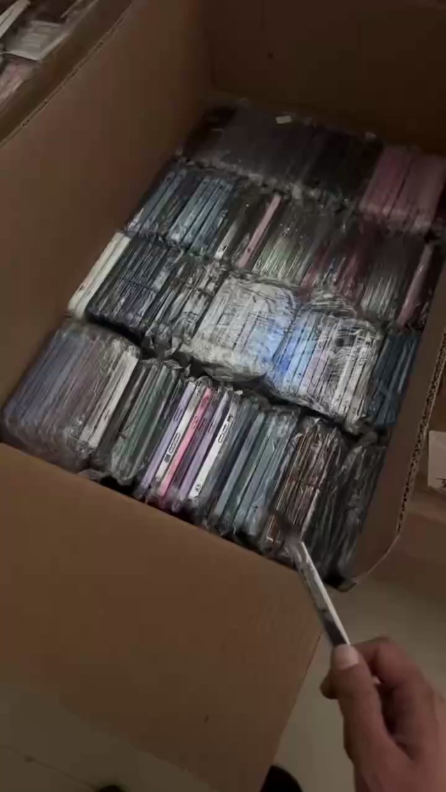高端苹果手机壳还剩1