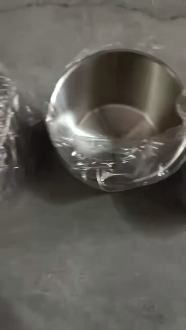 不锈钢套杯几百公斤！