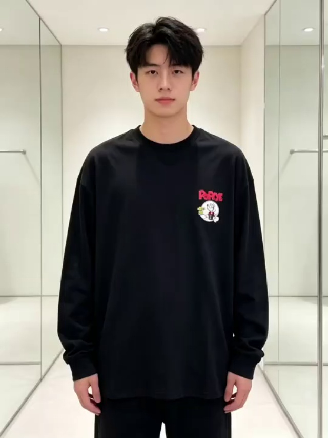 春秋薄款圆领宽松时尚