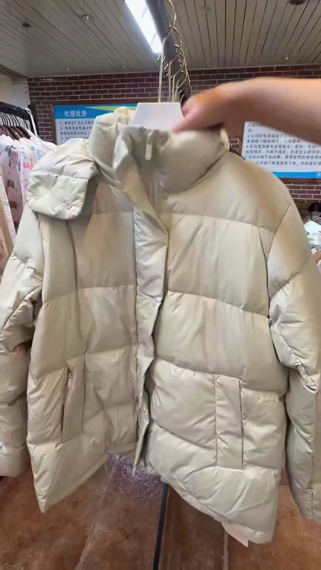 实体下架女士羽绒服棉