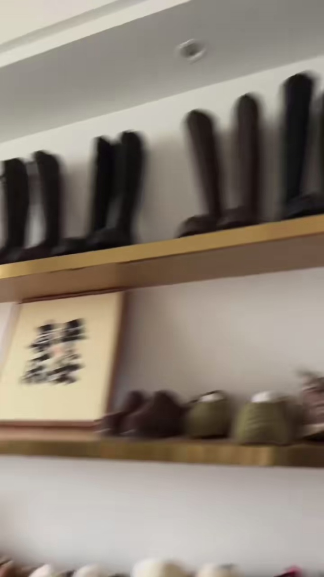 实体店精品女鞋，秋冬