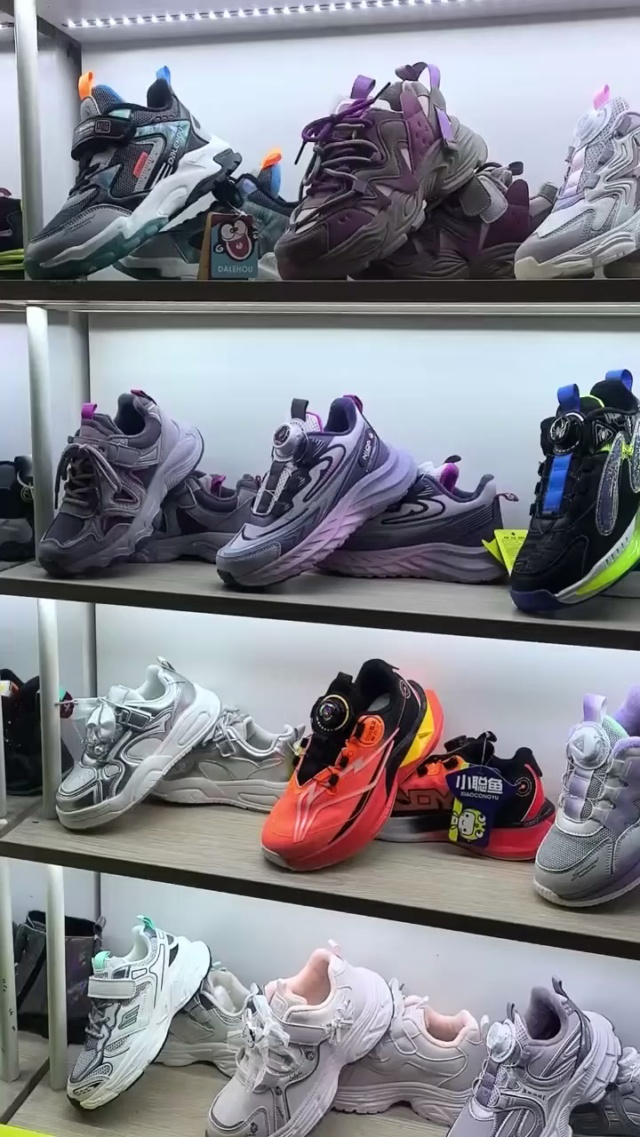 商场拆柜精品中大童（