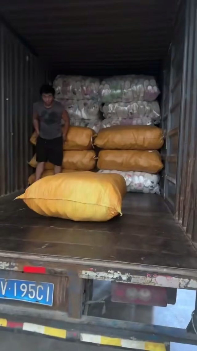 好货再走一车[庆祝]