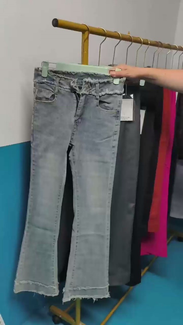 女装杂款裤子，150