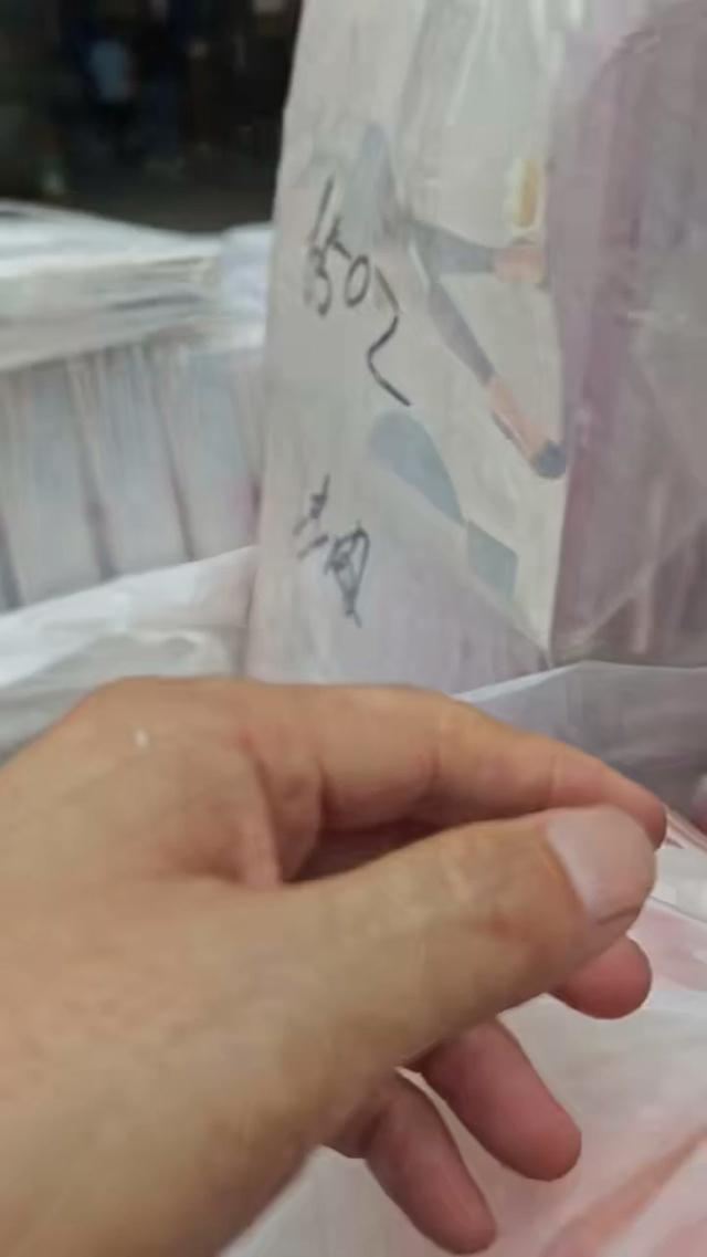 丝袜5000条左右​