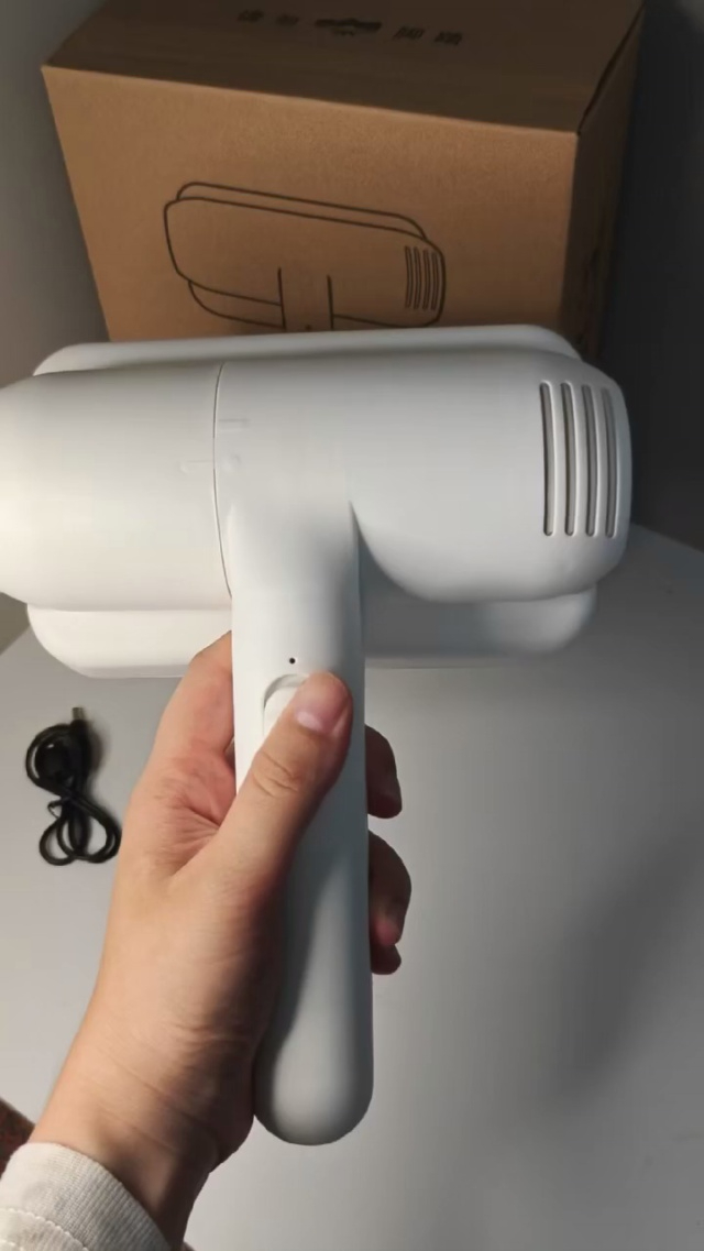 除螨吸尘仪 4000