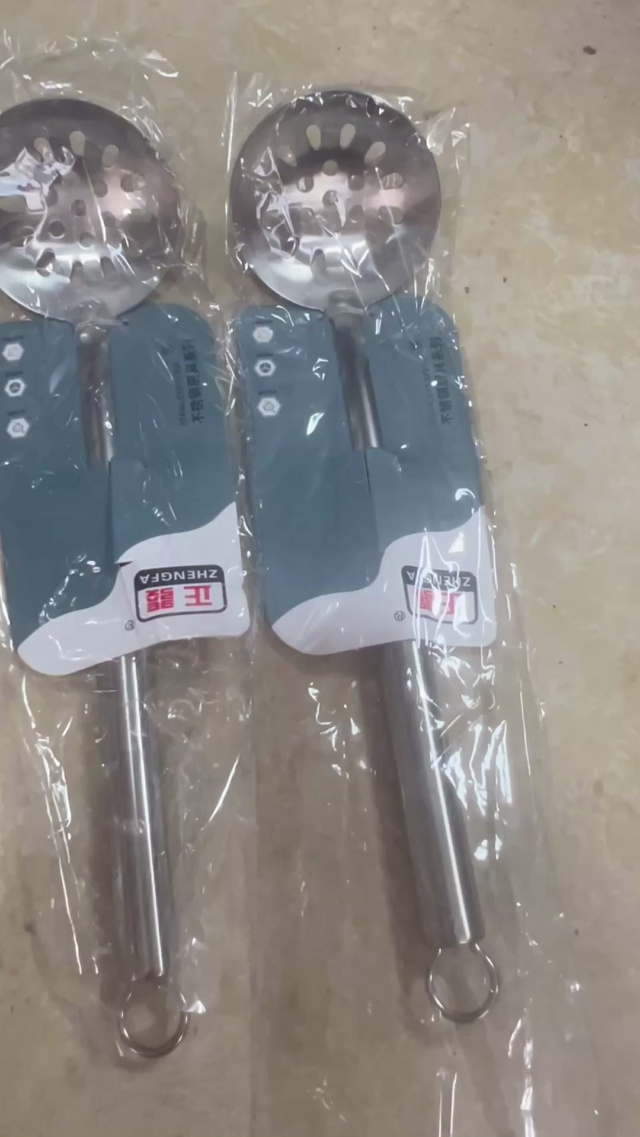 不锈钢精品漏勺，96