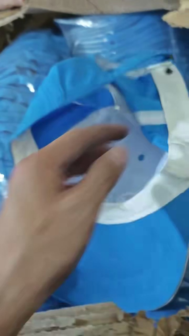 帽子1000顶，￥1