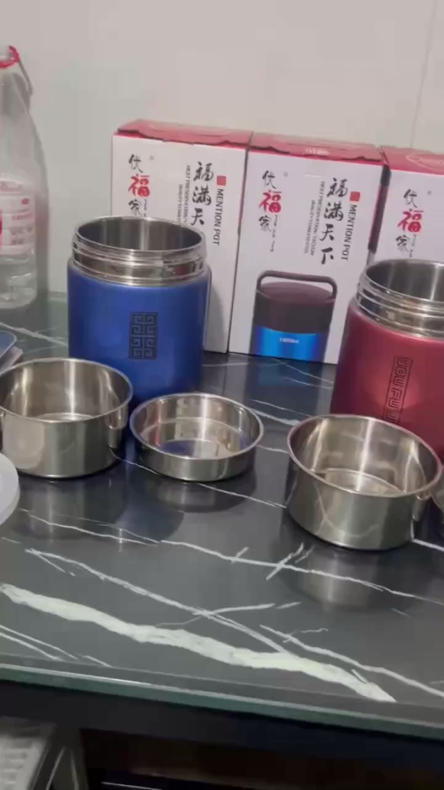 杂款提壶饭盒 1.8