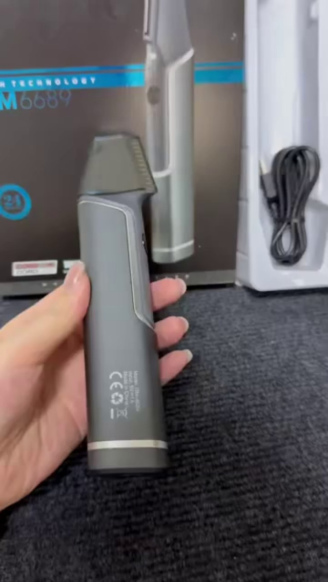 电动理发器    
