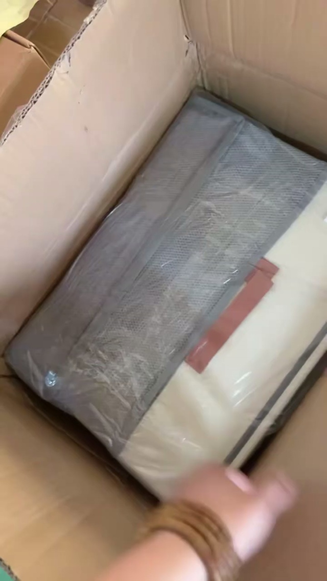 小百货4个卡板按吨出