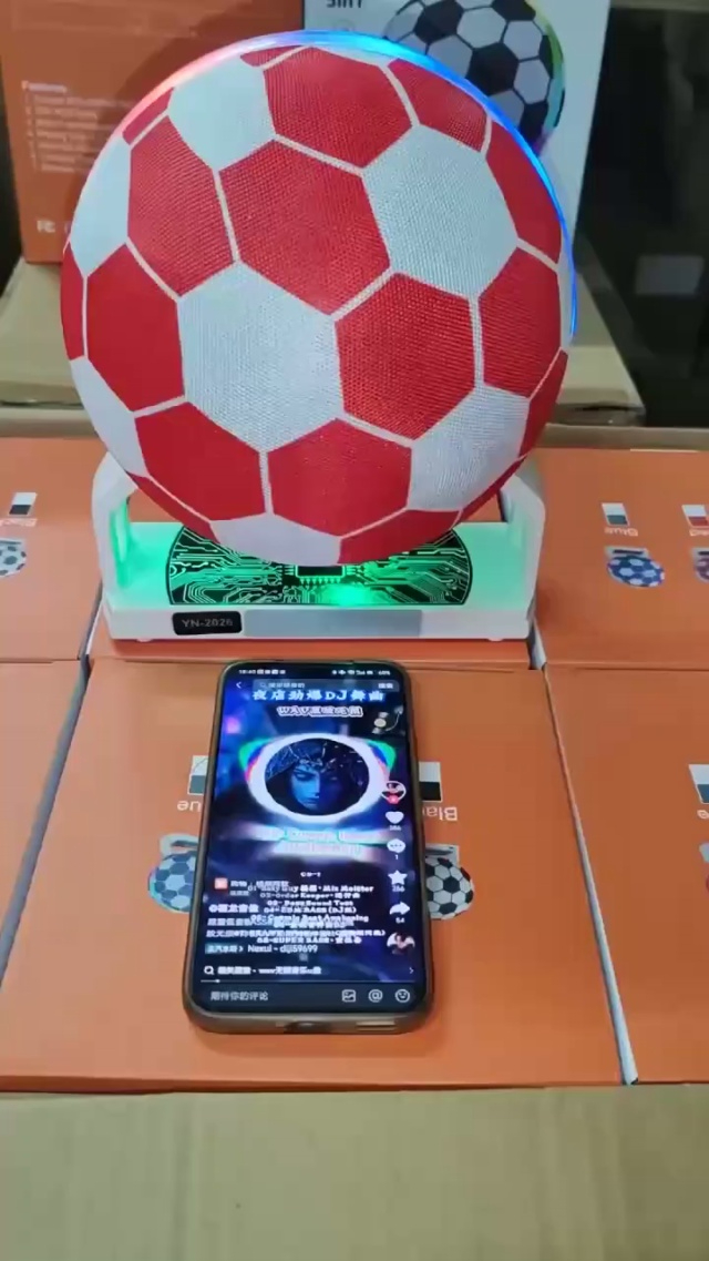 足球蓝牙音箱➕FM➕