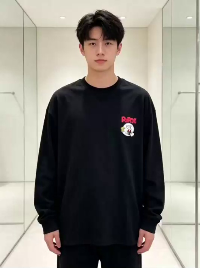 春秋薄款圆领宽松时尚