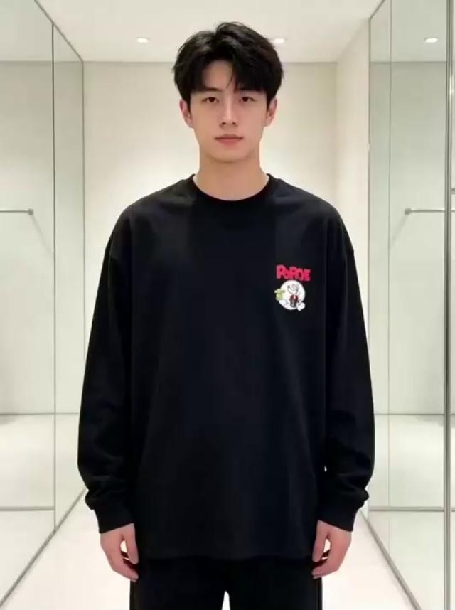 春秋薄款圆领宽松时尚