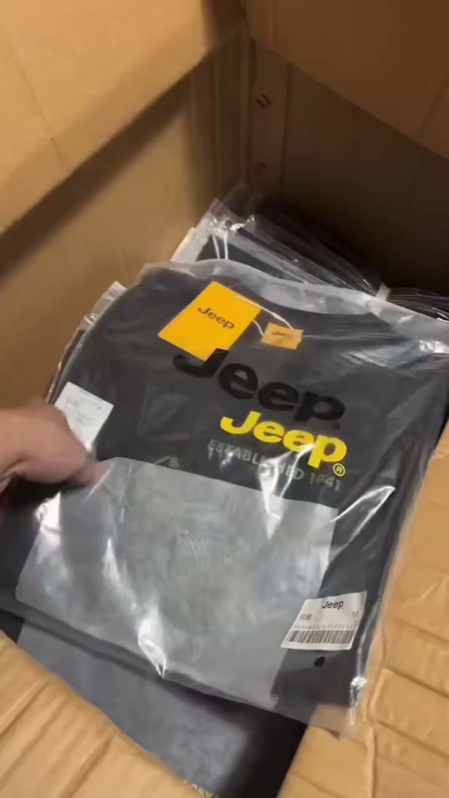 4000多件Jeep
