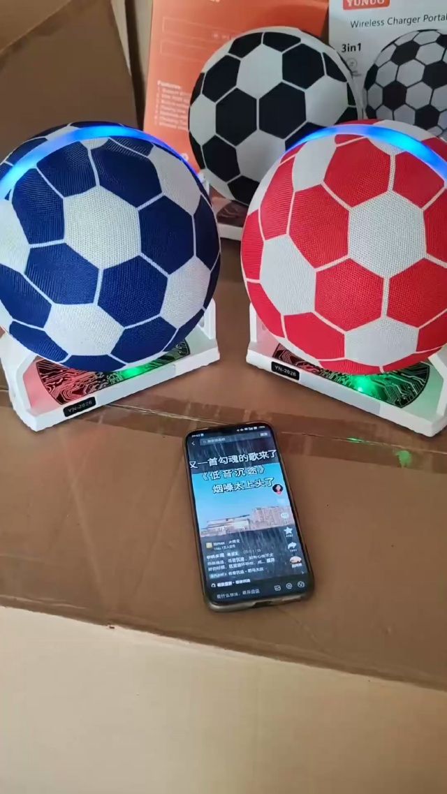 足球蓝牙音箱➕FM➕